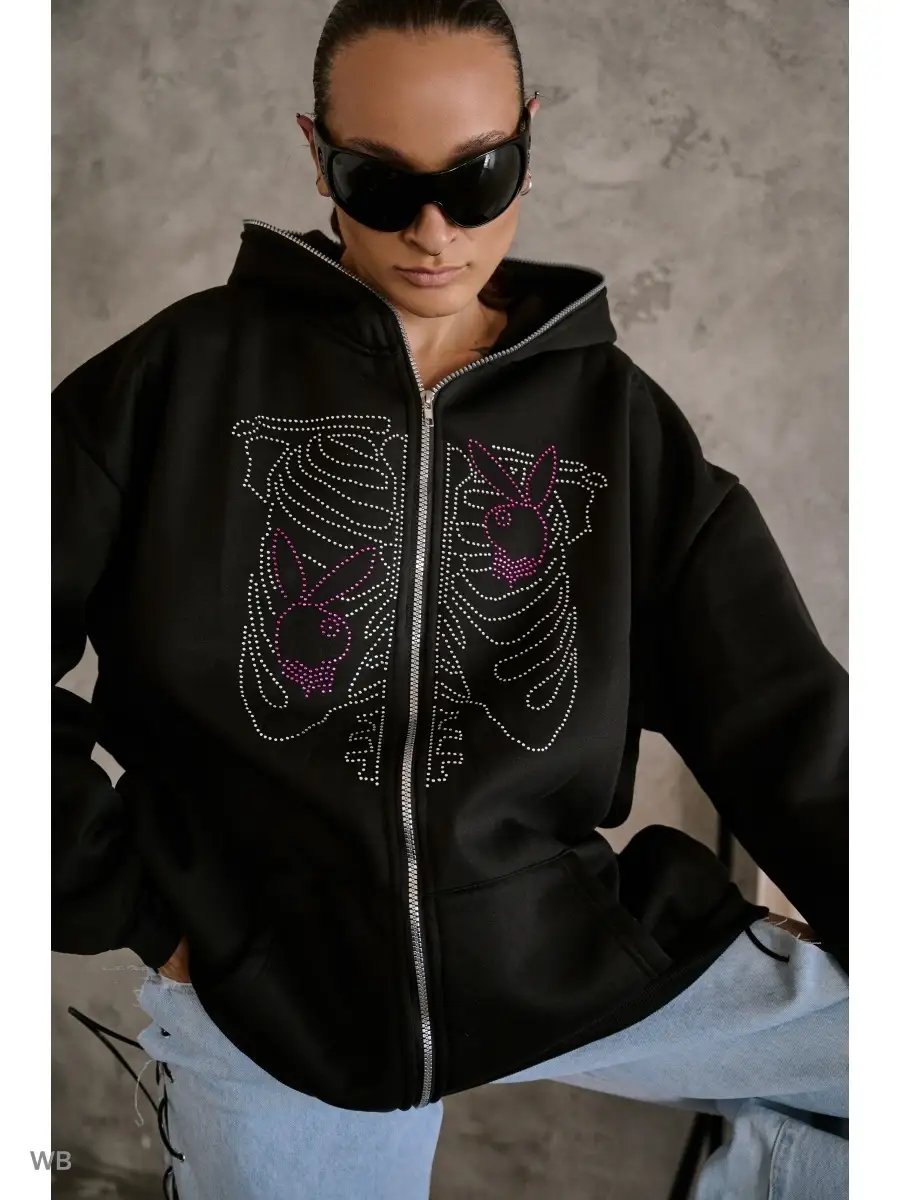 Укороченное зип худи мрамор. Зипка nike женская. Короткая зипка. Укороченная зипка кофта. Короткая олимпийка.